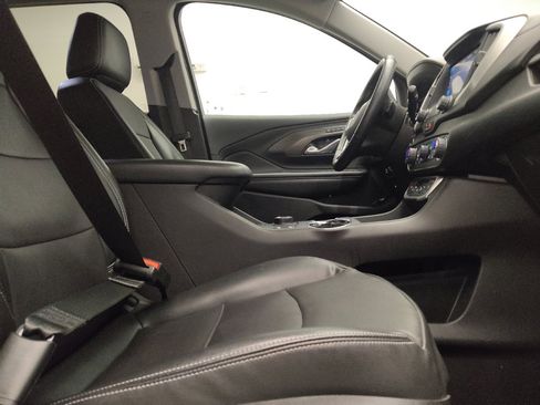 Used 2024 GMC Terrain SLT AWD/4WD image 21
