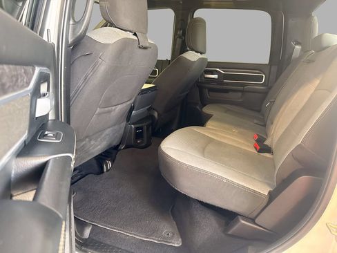 Used 2024 RAM 2500 Big Horn AWD/4WD image 9
