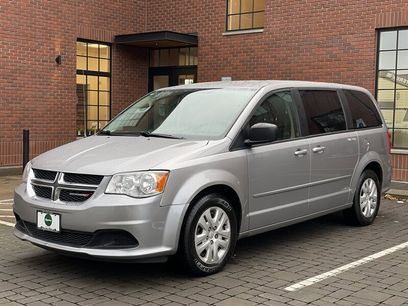 Used 2016 Dodge Grand Caravan SE w/ Quick Order Package 29E SE