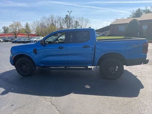 Used 2025 Ford Ranger XLT w/ Black Appearance Package image 11