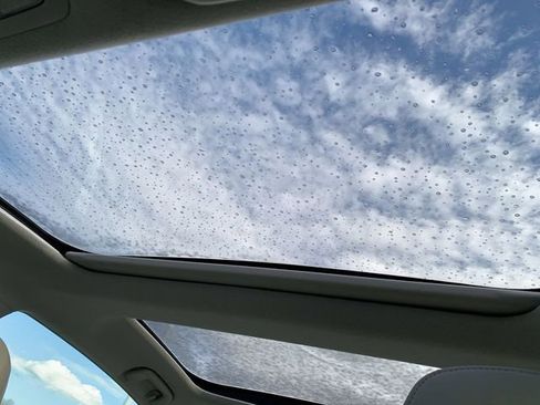 Used 2012 Toyota Prius V Five image 30