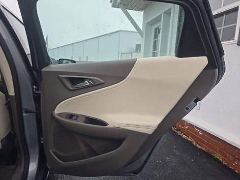 Used 2024 Chevrolet Malibu LT image 19