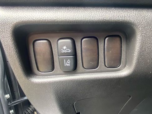 Used 2024 Mitsubishi Outlander Sport ES image 17