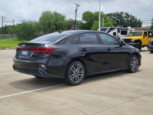 Used 2022 Kia Forte GT-Line w/ GT-Line Technology Package FWD image 5