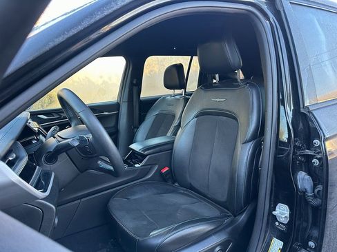 Certified 2023 Jeep Grand Cherokee Trailhawk AWD/4WD image 18