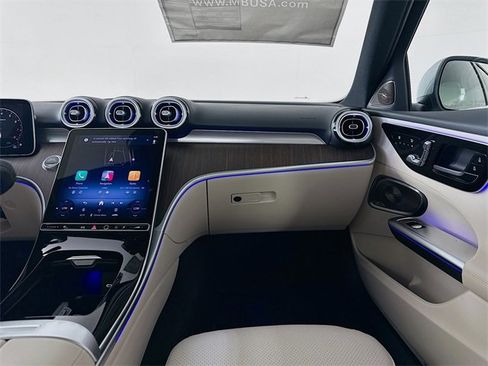 Certified 2025 Mercedes-Benz C 300 Sedan image 24