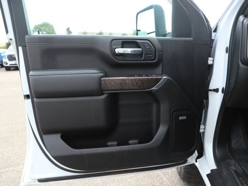 Used 2020 GMC Sierra 3500 Denali w/ Denali Ultimate Package AWD/4WD image 17