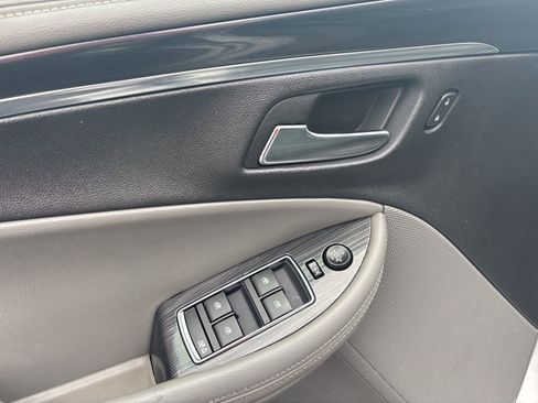 Used 2016 Chevrolet Impala LTZ image 21