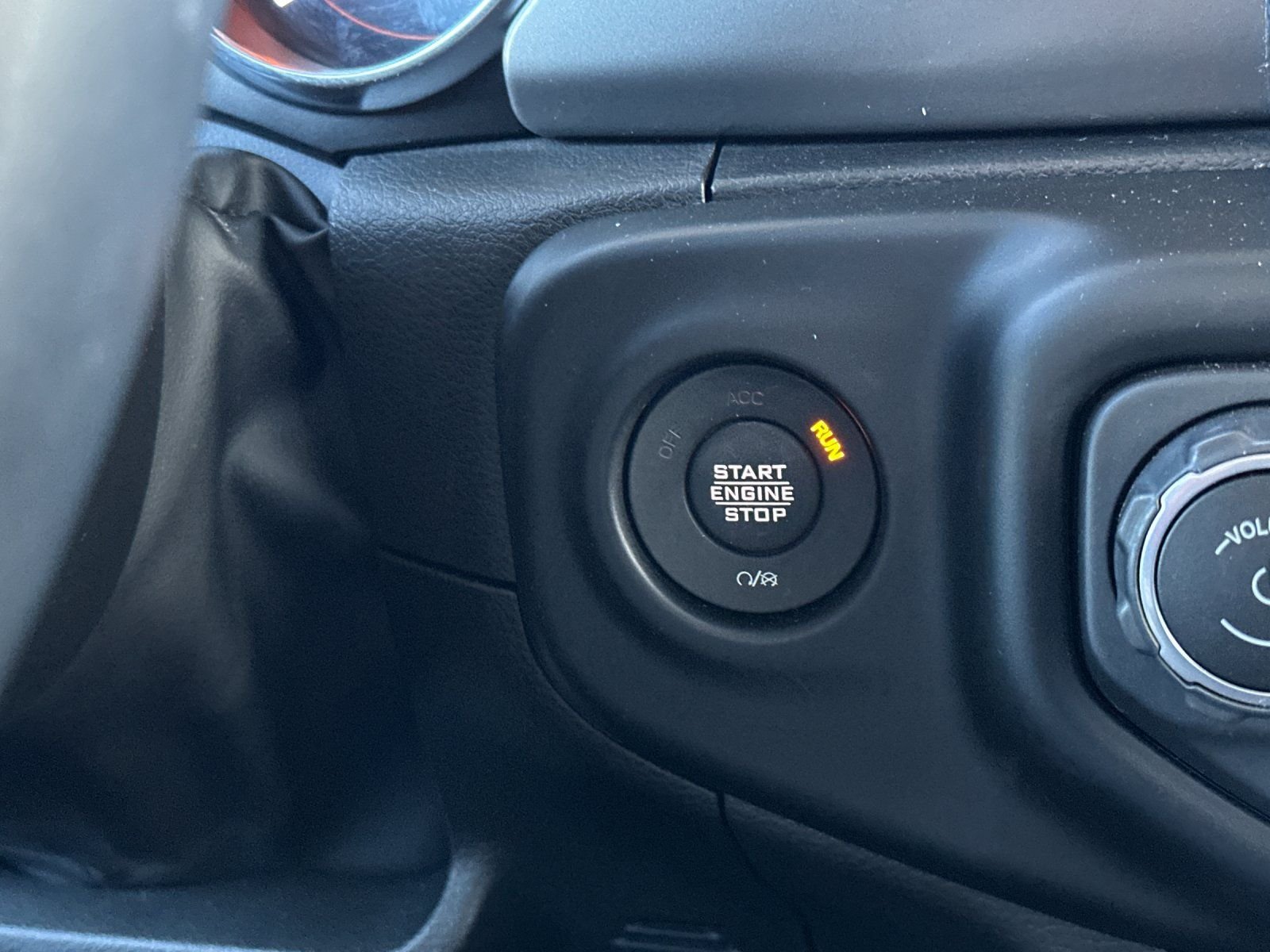 Used 2022 Jeep Wrangler Unlimited Sport AWD/4WD image 39