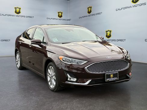 Used 2019 Ford Fusion Energi Titanium image 7