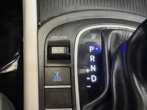 Used 2025 Hyundai Kona SEL image 17