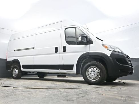 Used 2023 RAM ProMaster 2500 image 27