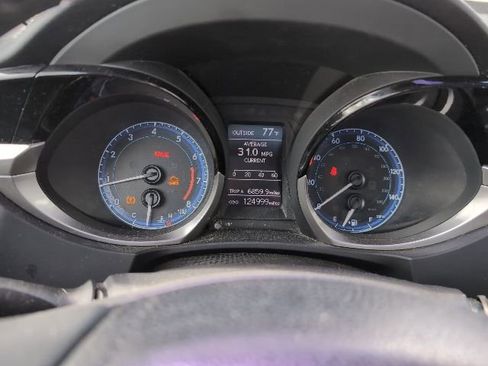 Used 2014 Toyota Corolla S FWD image 11