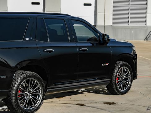 Used 2023 Cadillac Escalade V image 15