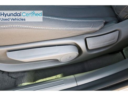 Certified 2024 Hyundai Elantra SEL FWD image 30