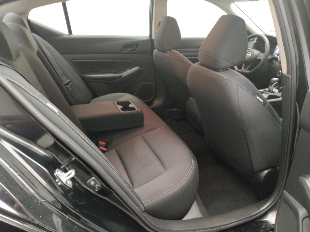 Used 2025 Nissan Altima 2.5 S FWD image 19