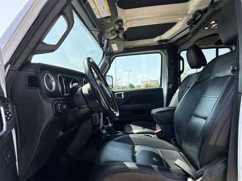 Used 2020 Jeep Wrangler Unlimited Sahara w/ Dual Top Group image 13
