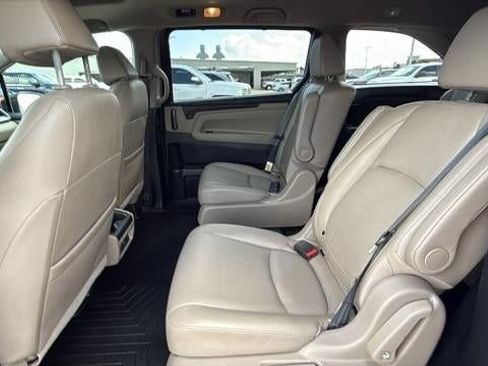 Used 2018 Honda Odyssey EX-L image 17
