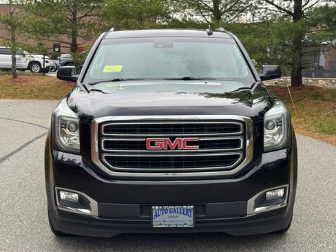 Used 2019 GMC Yukon XL SLT image 2