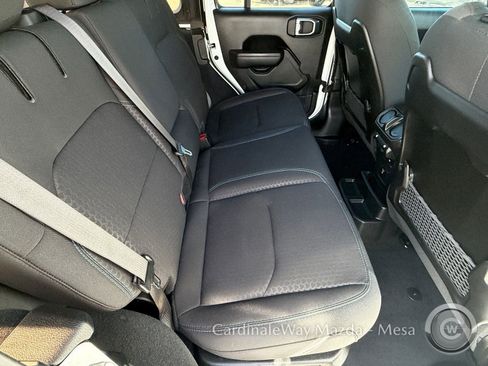 Used 2024 Jeep Wrangler Unlimited Rubicon 4xe w/ Technology Group image 13