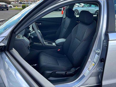 Used 2025 Honda Accord LX image 7