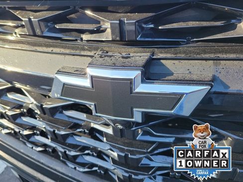 Used 2024 Chevrolet Traverse RS image 7