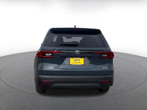 Used 2025 Toyota Grand Highlander FWD image 12