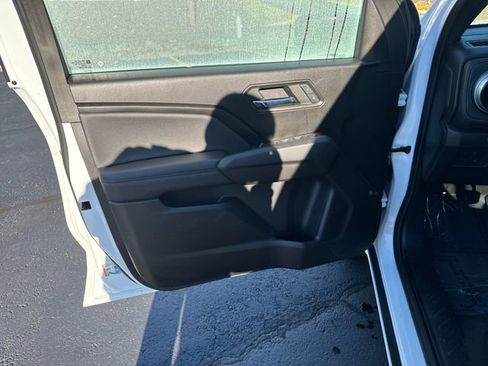 Certified 2023 Chevrolet Colorado LT w/ LT Convenience Package II image 11