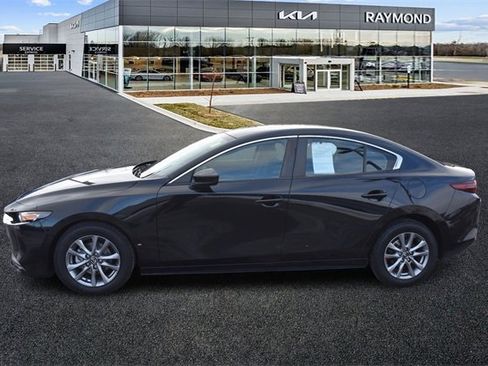 Used 2021 MAZDA MAZDA3 s image 6