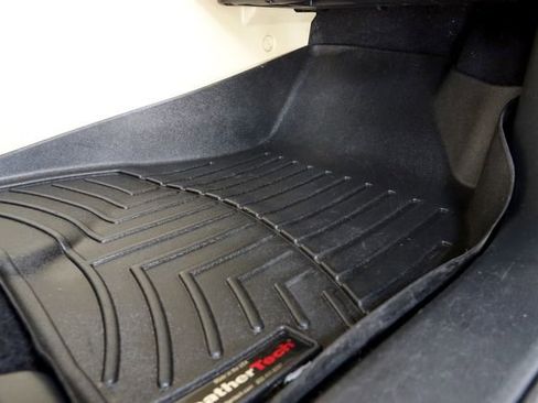 Used 2016 Toyota Highlander Limited image 46