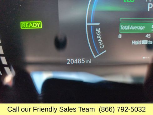 Used 2025 Toyota Camry LE AWD/4WD image 16