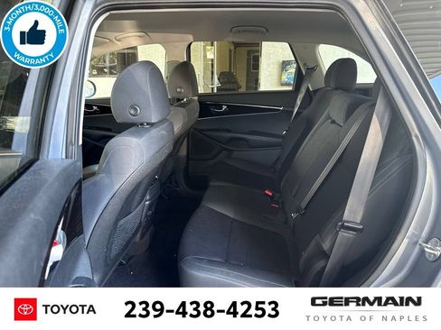 Used 2020 Kia Sorento LX FWD image 16