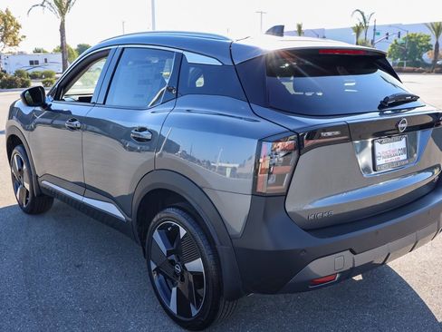 New 2026 Nissan Kicks SR image 6