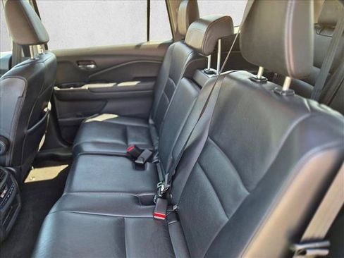 Used 2017 Honda Pilot EX-L image 17
