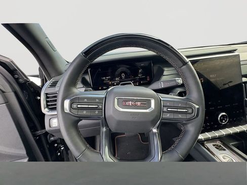 Used 2024 GMC Acadia AT4 w/ Super Cruise Package image 17