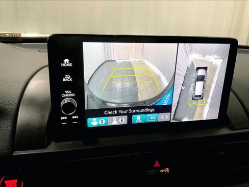 Used 2025 Honda Pilot TrailSport image 20