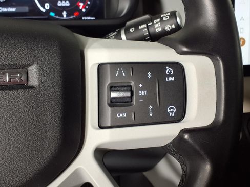 Used 2024 Land Rover Defender 110 S AWD/4WD image 28