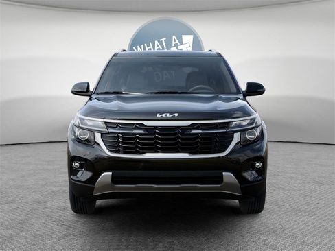 New 2026 Kia Seltos EX image 2