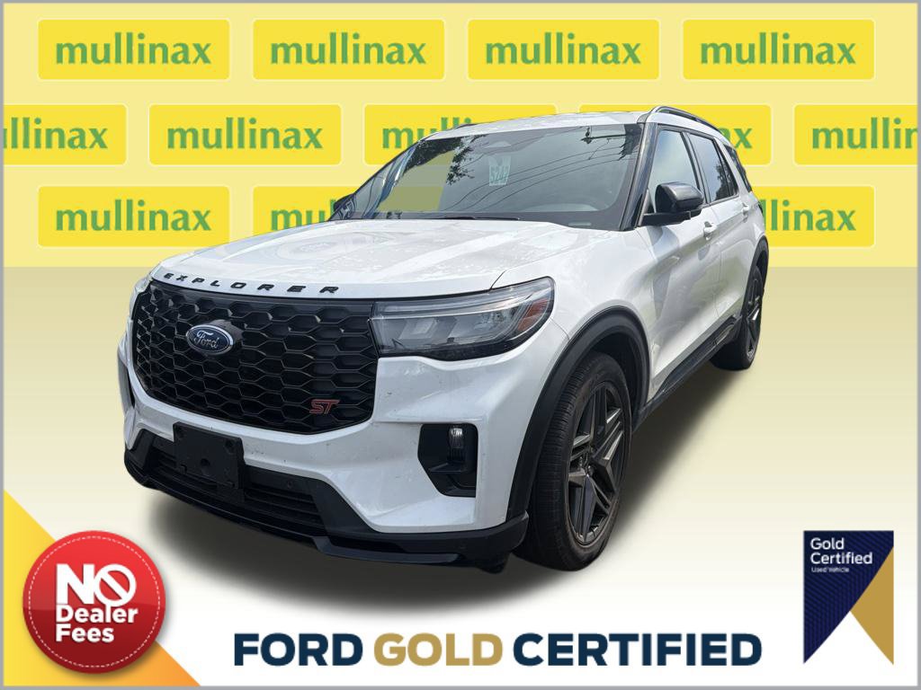 Certified 2025 Ford Explorer ST AWD/4WD image 1