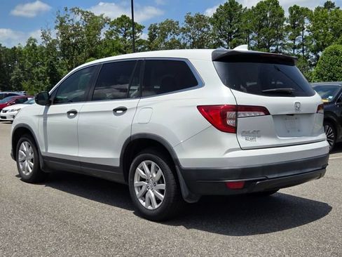 Used 2020 Honda Pilot LX image 3