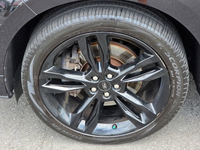 Used 2020 Ford Edge ST w/ Equipment Group 401A AWD/4WD image 18