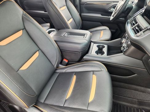 Used 2023 GMC Yukon XL AT4 w/ AT4 Premium Package image 14
