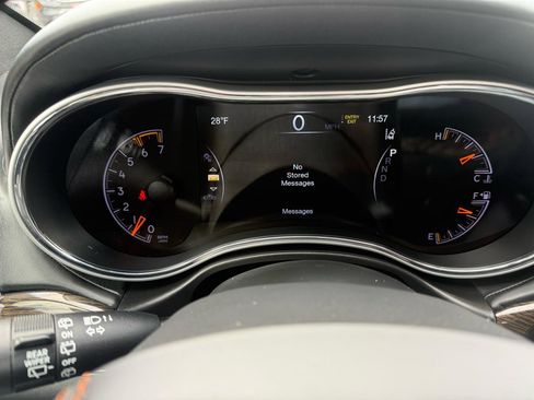 Used 2019 Jeep Grand Cherokee Summit image 16