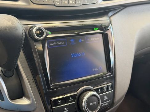 Used 2015 Honda Odyssey Touring image 21