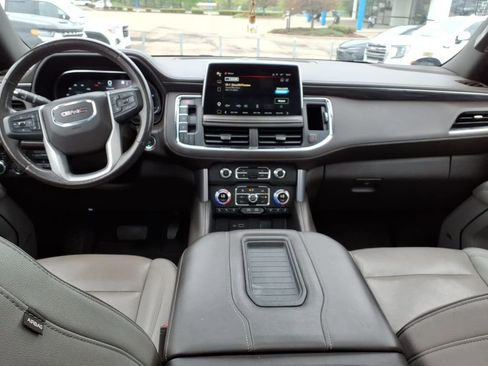 Used 2022 GMC Yukon SLT w/ SLT Premium Package AWD/4WD image 12