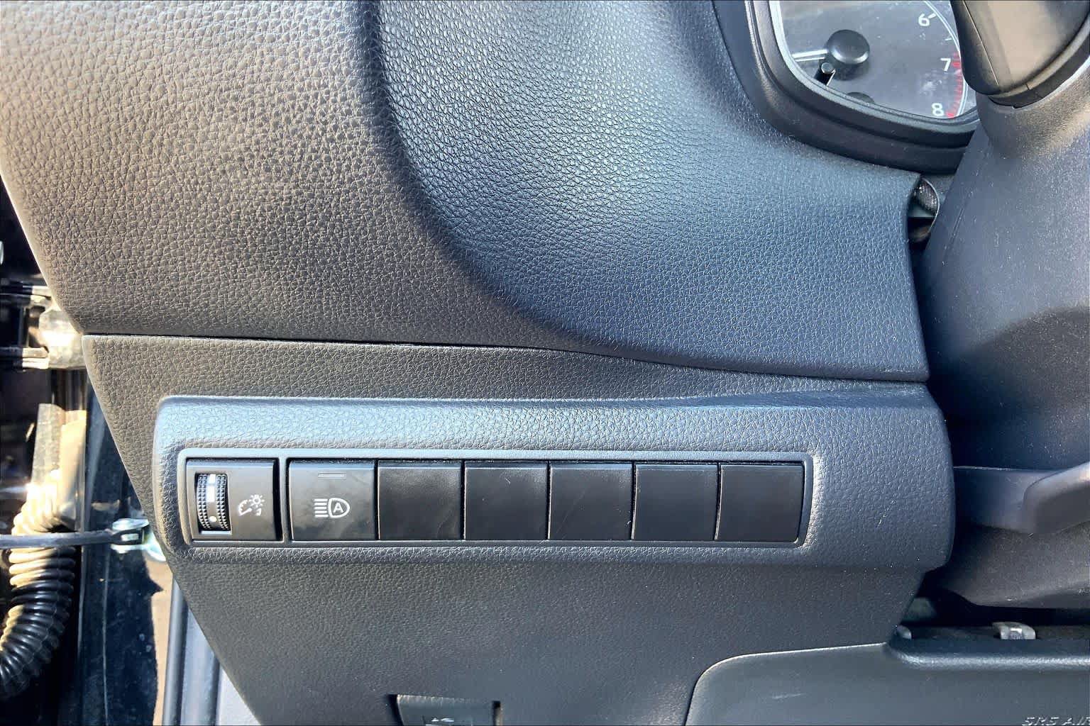 Used 2024 Toyota Corolla LE FWD image 33