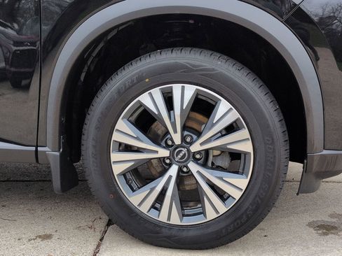 Certified 2023 Nissan Rogue SV w/ SV Premium B Package image 38