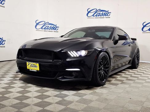Used 2016 Ford Mustang GT w/ GT Performance Package RWD image 5