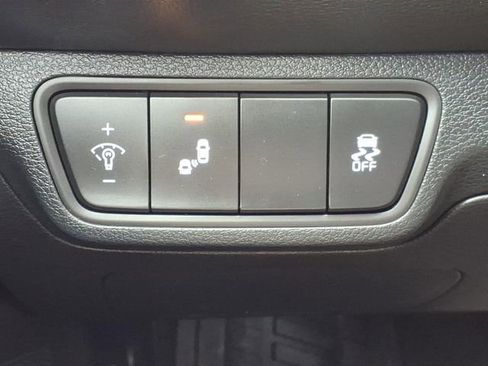Used 2024 Kia Forte LXS w/ LXS Technology Package FWD image 13