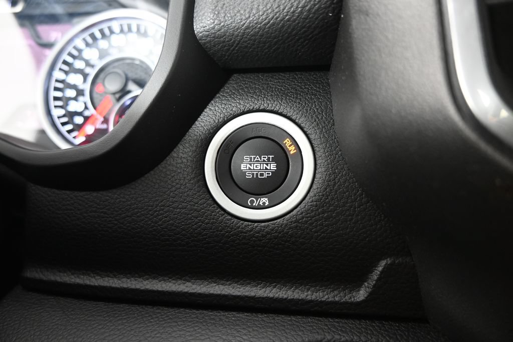 Used 2020 RAM 1500 Laramie AWD/4WD image 33